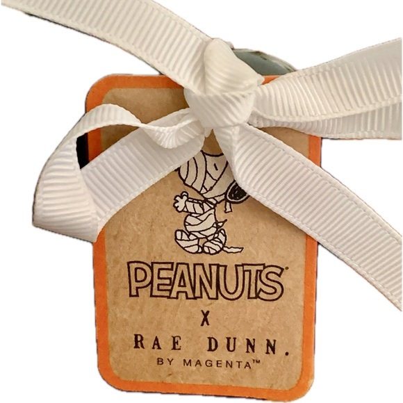 Rae Dunn X Peanuts 🎃 Halloween 🎃 Snoopy 👻 Mummy 👻 All Wound Up Mug 👻 NWT - Picture 5 of 9